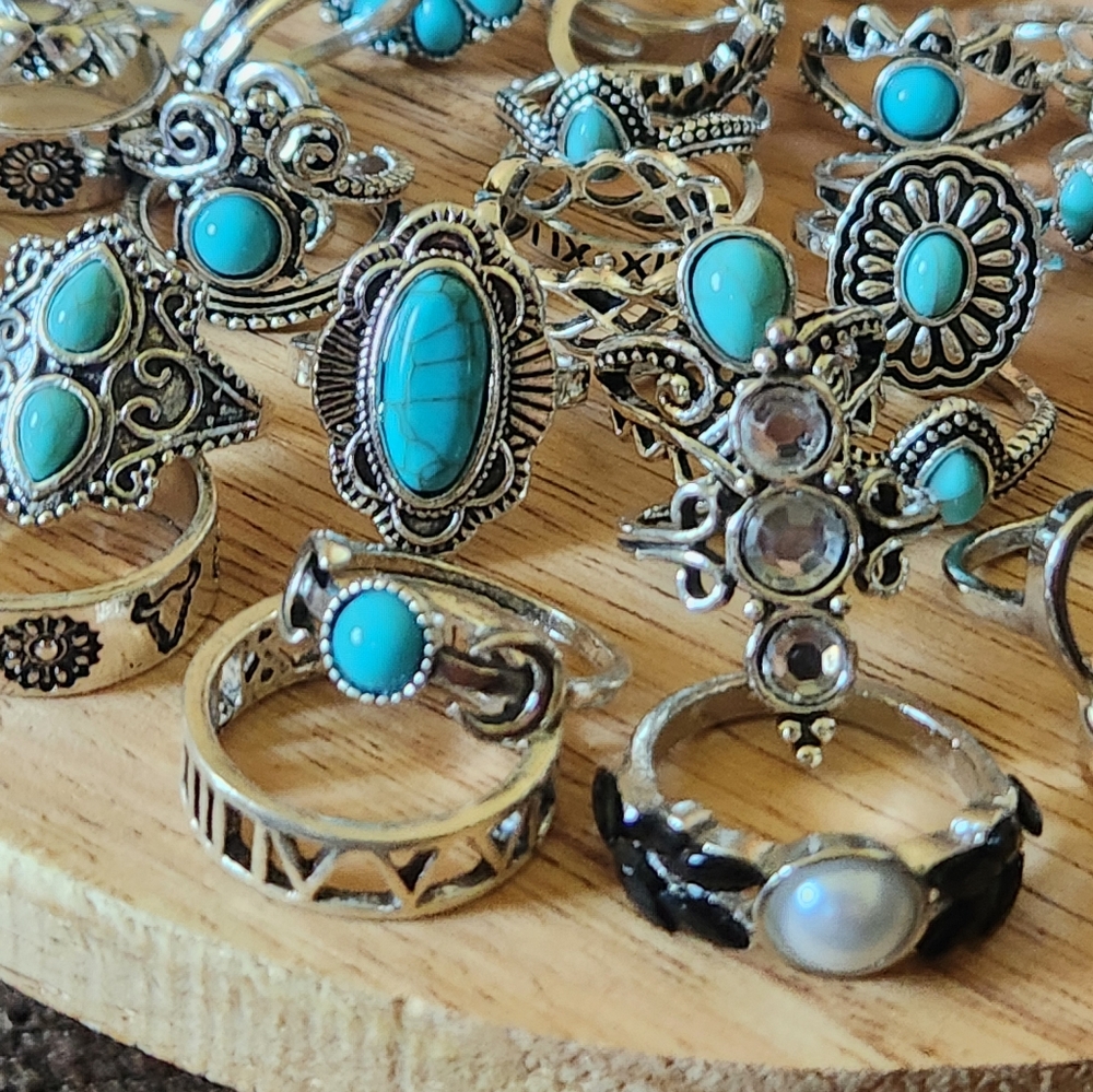 Boho Ring Set Assorted Sizes And Designs New - Picture 3 of 7